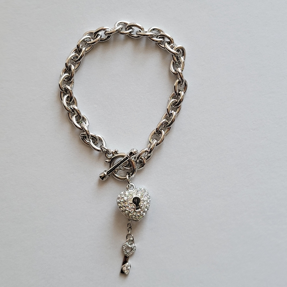 Heart lock and key silver toned toggle bracelet